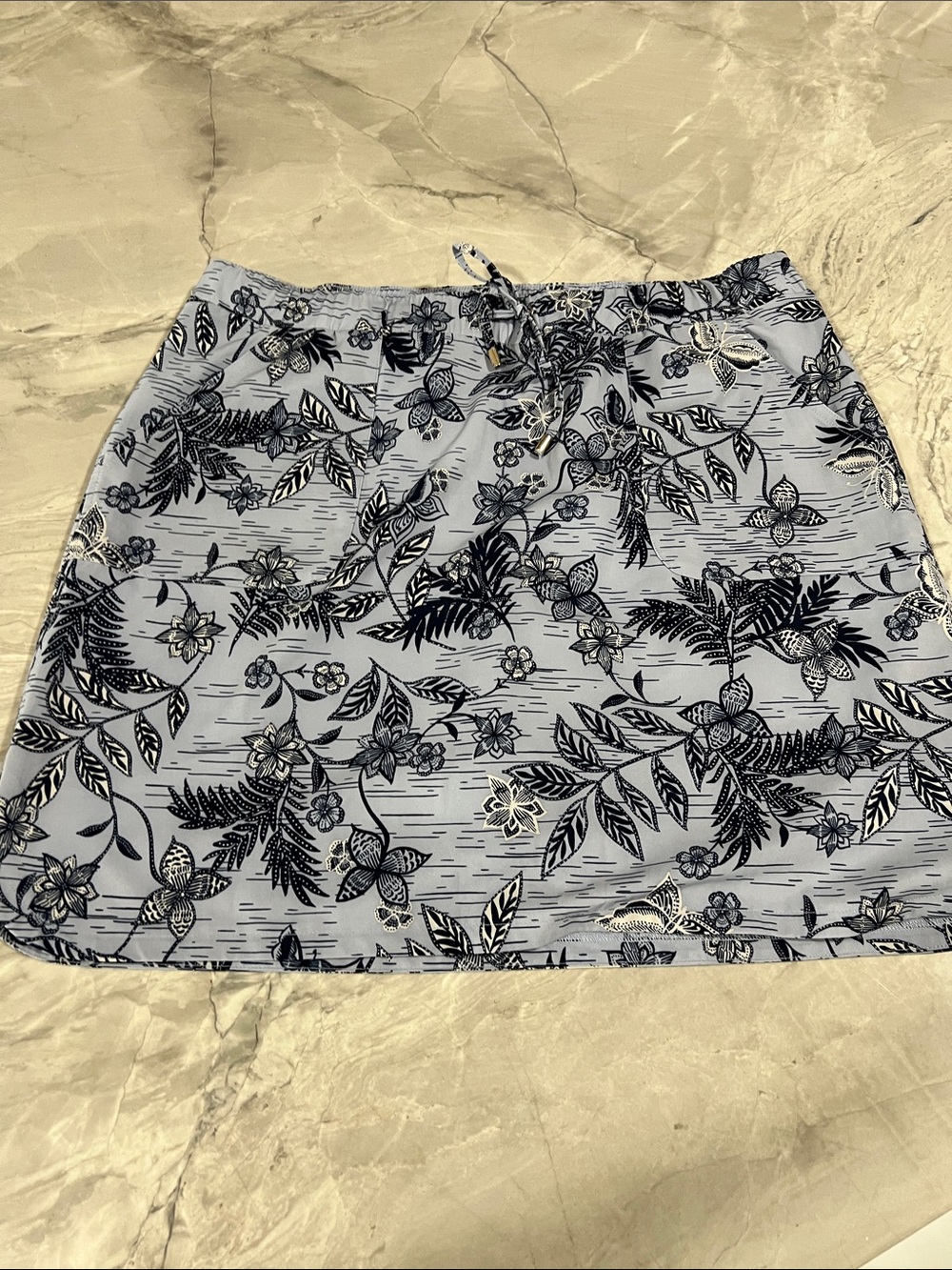 Chico's Zenergy Light Blue Floral-Print Skort